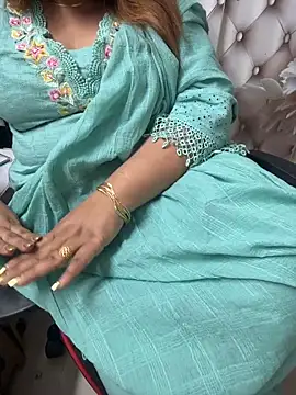 Snapshot of butterflyslay chatting on 04.09.26 butterflyslay online show from 04.09.26