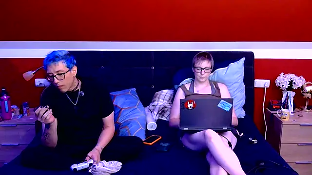 AskAveryAnything online show from 07.30.26