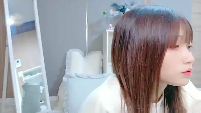 ayu-jpnk online show from 12.14.25