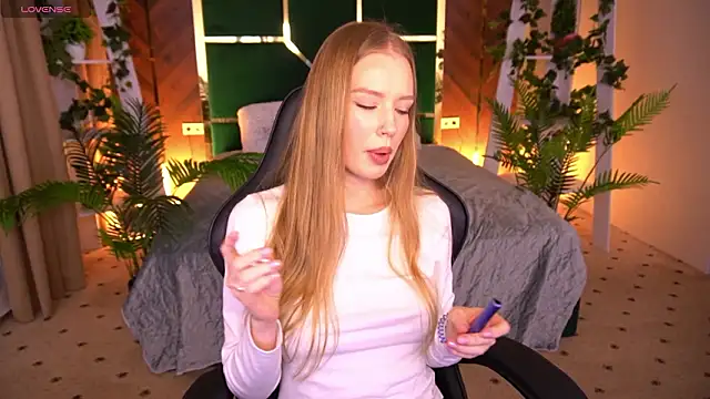 Snapshot of MollyyMayy chatting on 02.03.26 MollyyMayy online show from 02.03.26