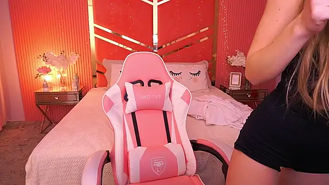 Snapshot of MollyyMayy chatting on 02.07.26 MollyyMayy online show from 02.07.26