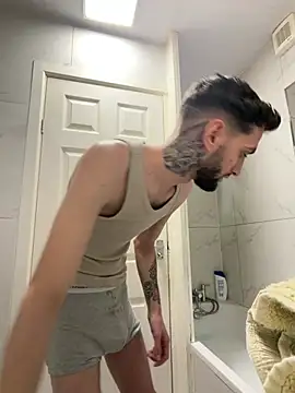 Juliann69Ramiro online show from 02.18.26