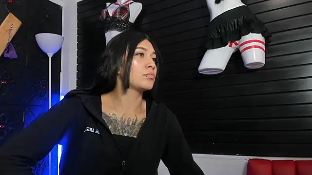 MiaFox 03 online show from 02.11.26