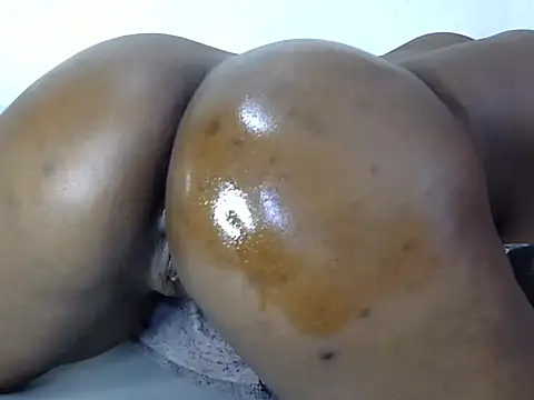 Erotic vybez  online show from 12.18.25