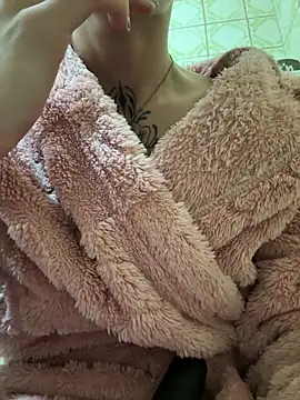 Snapshot of dein_traumchen chatting on 03.05.26 dein traumchen online show from 03.05.26