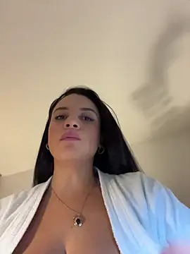 Snapshot of Lena-Williamss chatting on 06.18.26 Lena-Williamss online show from 06.18.26