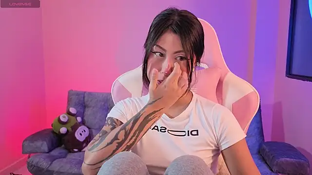 sharonbone online show from 12.23.25