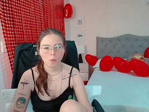 Snapshot of lexalove_doll chatting on 02.15.26 lexalove doll online show from 02.15.26