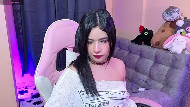 bonnieTaylor1 online show from 05.12.26