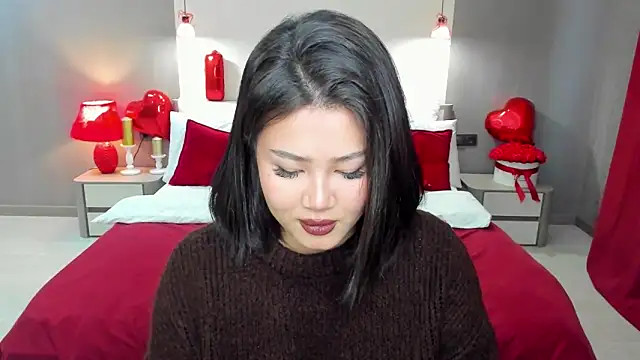 Snapshot of Brunette_Charm chatting on 02.18.26 Brunette Charm online show from 02.18.26