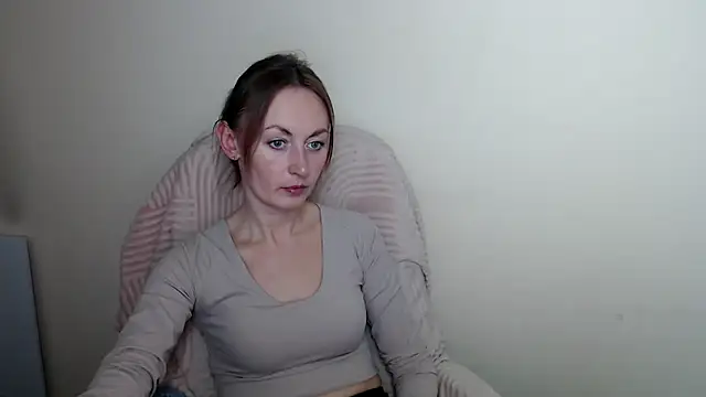 LiaSeass  online show from 04.16.26