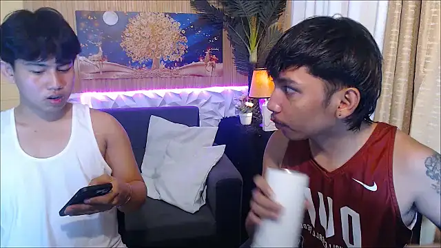 Snapshot of dylan_hardfucker chatting on 01.18.26 dylan hardfucker online show from 01.18.26