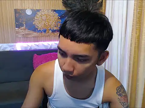 Snapshot of dylan_hardfucker chatting on 02.06.26 dylan hardfucker online show from 02.06.26