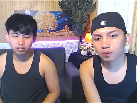 Snapshot of dylan_hardfucker chatting on 02.13.26 dylan hardfucker online show from 02.13.26