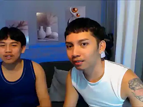 Snapshot of dylan_hardfucker chatting on 02.26.26 dylan hardfucker online show from 02.26.26