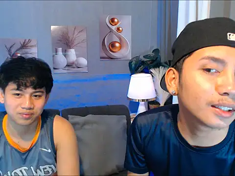 Snapshot of dylan_hardfucker chatting on 03.03.26 dylan hardfucker online show from 03.03.26