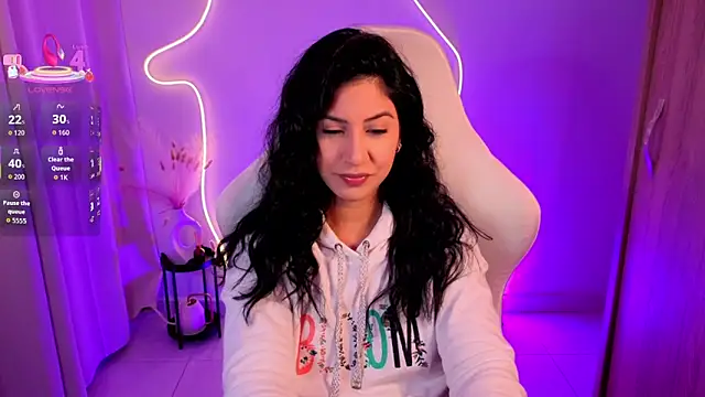 chloebum  online show from 03.28.26