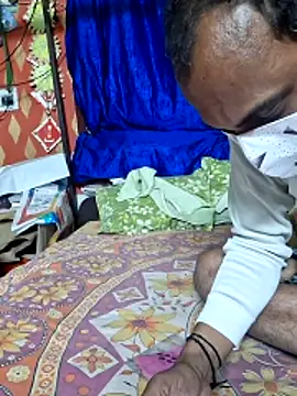 Mr-Mrs-couple online show from 12.20.25