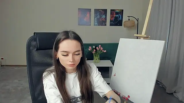 YvonneRobes online show from 12.14.25