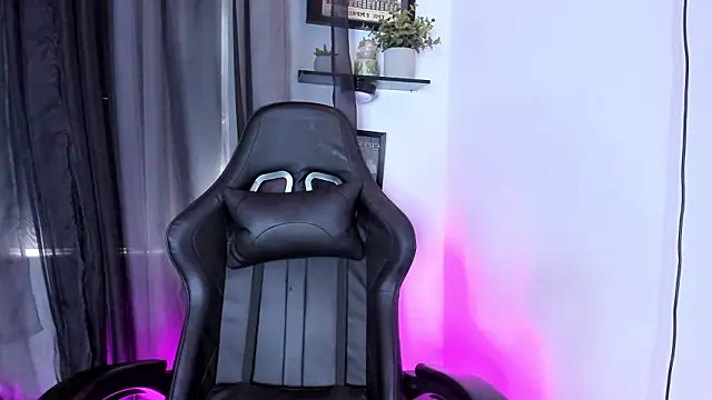 Snapshot of kota_cullenn chatting on 02.04.26 kota cullenn online show from 02.04.26