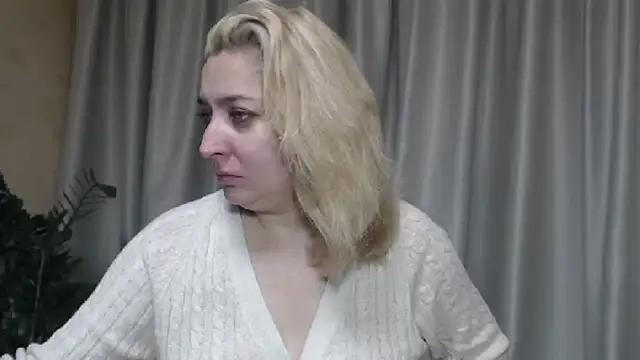 sweetpussy13 online show from 10.10.25