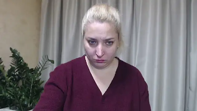 sweetpussy13 online show from 10.17.25