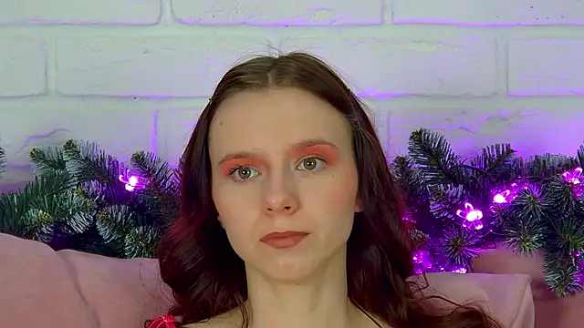 ArinaKubrick online show from 12.20.25