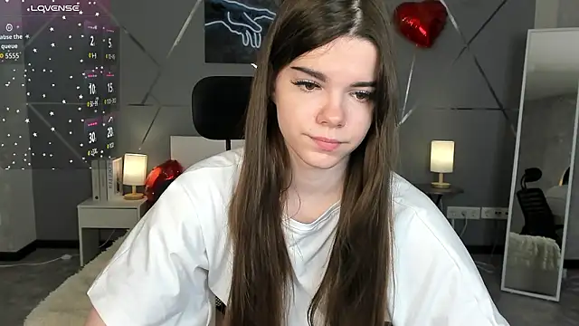 miss  evelyne online show from 02.23.26