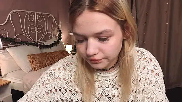 KianaVision online show from 12.15.25