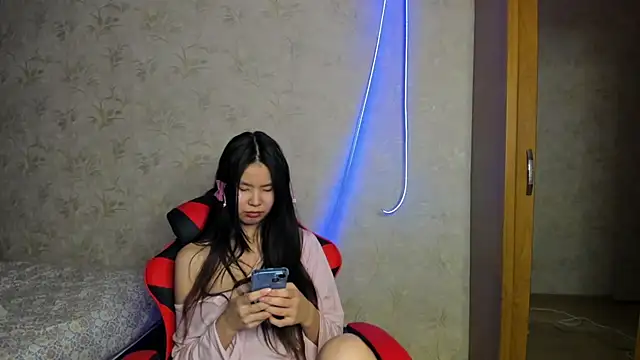 amiya cute online show from 03.05.26