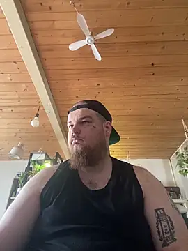 YoursxTruly online show from 02.16.26