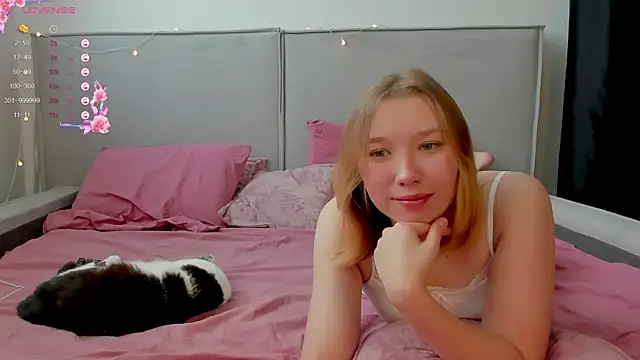 Snapshot of Agatha_Mayson chatting on 02.27.26 Agatha Mayson online show from 02.27.26