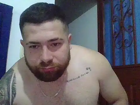 hammerwhite01 online show from 12.15.25