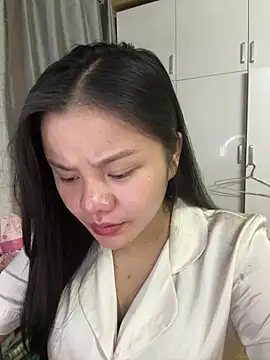 leo-kitty online show from 04.06.26