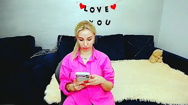 Hanna--Sweet online show from 02.06.26