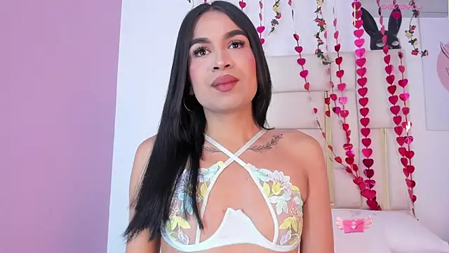 Snapshot of Silvanna-Casstro chatting on 01.15.26 Silvanna-Casstro online show from 01.15.26