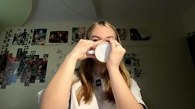 JanelBray online show from 12.18.25