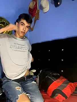 Juan Gomezz26 online show from 12.14.25