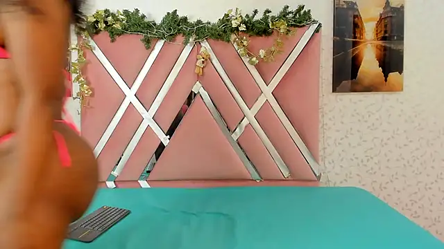 Sheila Scott online show from 12.20.25