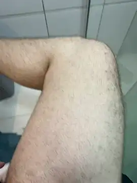 Snapshot of EngenheiroNovinho chatting on 03.27.26 EngenheiroNovinho online show from 03.27.26