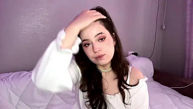 Snapshot of Freya_land chatting on 02.17.26 Freya land online show from 02.17.26