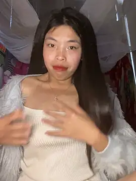 Snapshot of lux-su chatting on 02.18.26 lux-su online show from 02.18.26