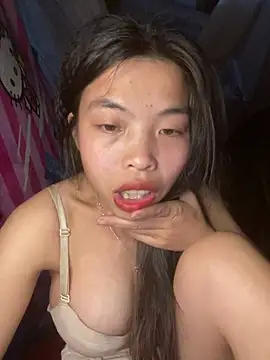 Snapshot of lux-su chatting on 02.25.26 lux-su online show from 02.25.26