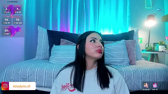 Missslynnn online show from 03.08.26