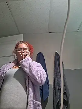 Goddessalizeee online show from 12.18.25