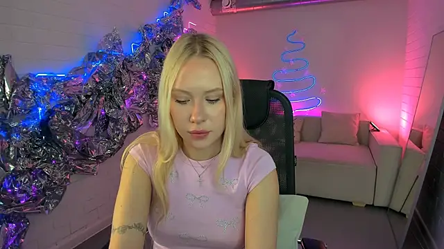 AprilChambers online show from 01.15.26