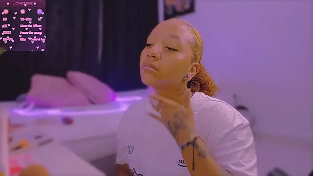 Starlights online show from 03.04.26