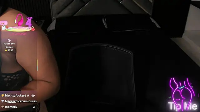 Almaablack online show from 12.15.25