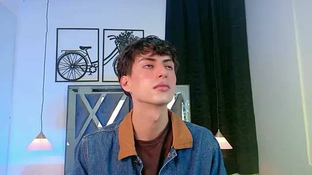 Snapshot of Martin_Williams chatting on 01.13.26 Martin Williams online show from 01.13.26