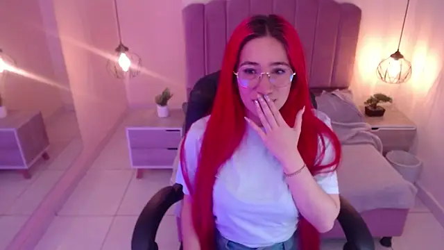 Celestee15  online show from 12.16.25